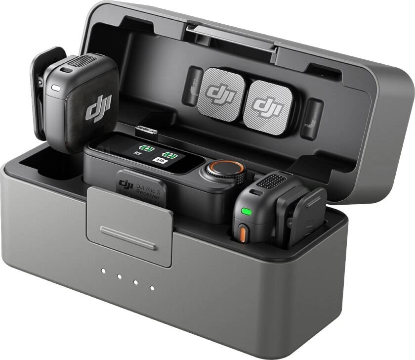 Комплект беспроводных микрофонов DJI Mic 3 (2 TX + 1 RX + Зарядный футляр)