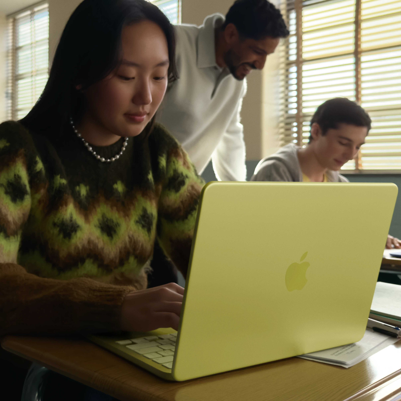 Ноутбук Apple MacBook Neo 13" (A18 Pro, 6C CPU, 5C GPU, 8Gb, 256Gb SSD), жёлтый цитрус (MHFD4)