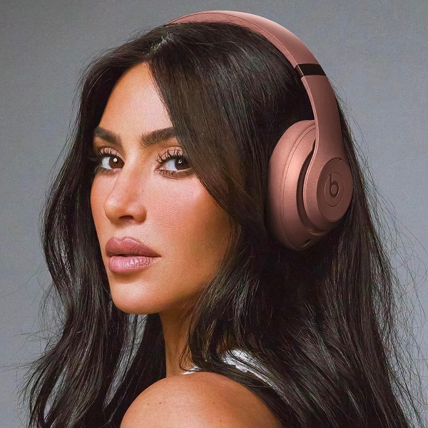 Наушники Beats Studio Pro (Kim Kardashian), Earth, коричневый
