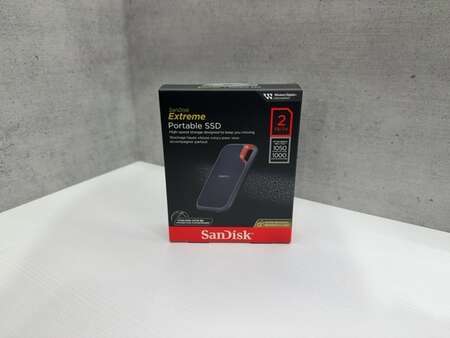 2000 ГБ Внешний SSD SanDisk Extreme Portable [SDSSDE61-2T00-G25]